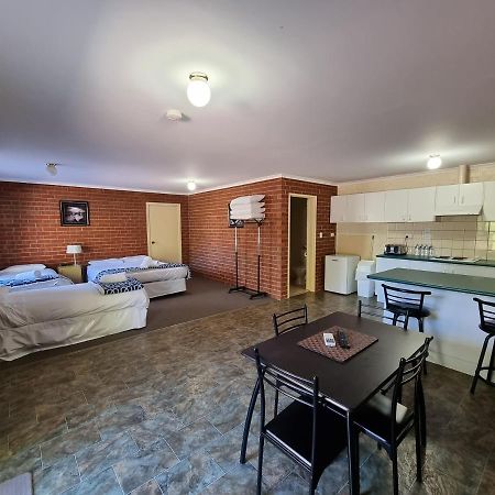 Dargo Hotel Luaran gambar